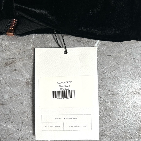 Nookie — Amara Velvet Crop Top – Black – XS — NWT - Picture 7 of 8